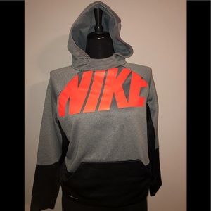 🔴SOLD🔴NIKE Hooded Sweatshirt